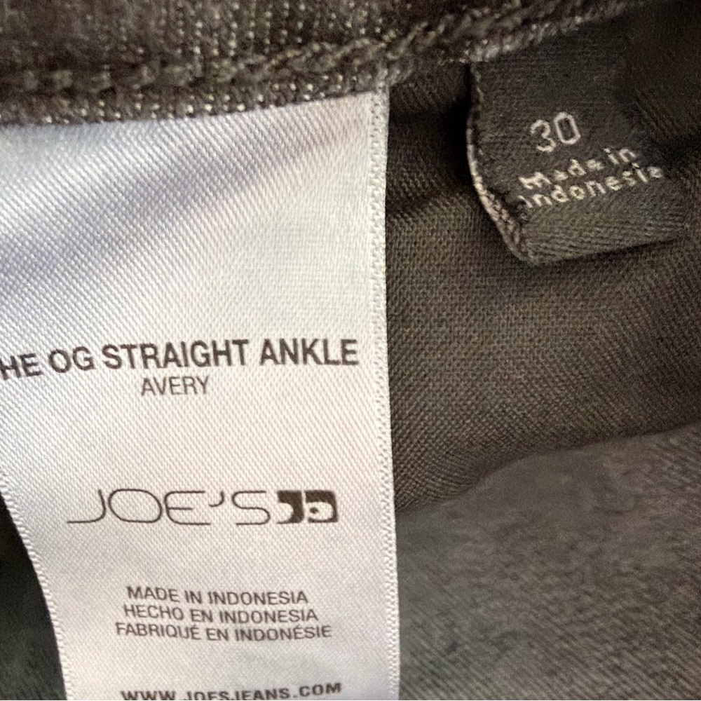 Joe’s Black The OG Straight Ankle Avery Woman’s Jeans Size 30 Raw Hem Button Fly - Picture 8 of 8